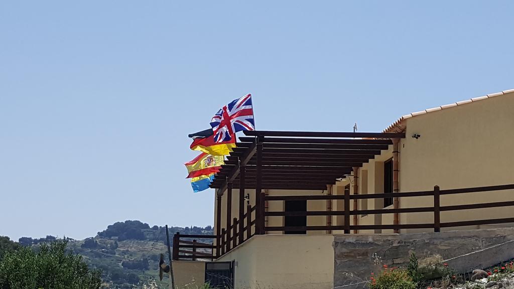 Agriturismo Gessi Калатафими Екстериор снимка