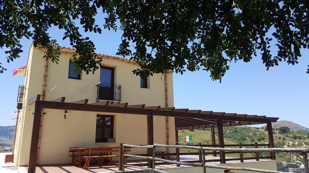 Agriturismo Gessi Villa Калатафими Екстериор снимка