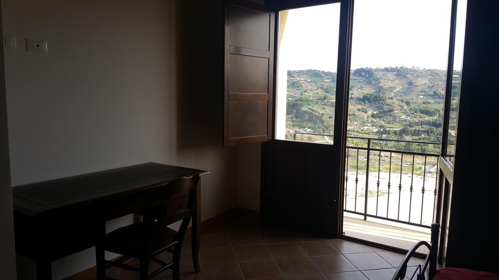 Agriturismo Gessi Калатафими Екстериор снимка